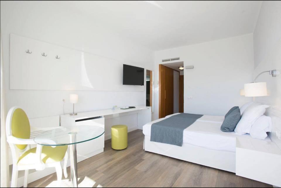 Hotel Morito Cala Millor  Extérieur photo